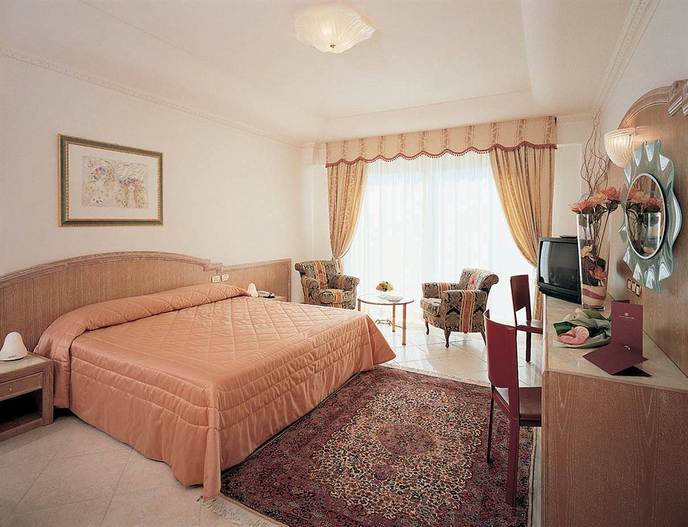 Grand Gallia 4*