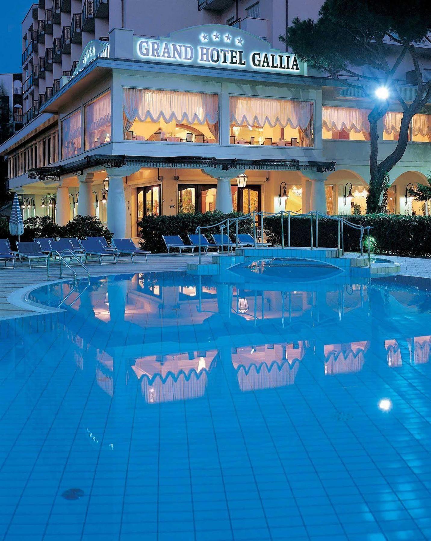Hotel Grand Gallia 4*