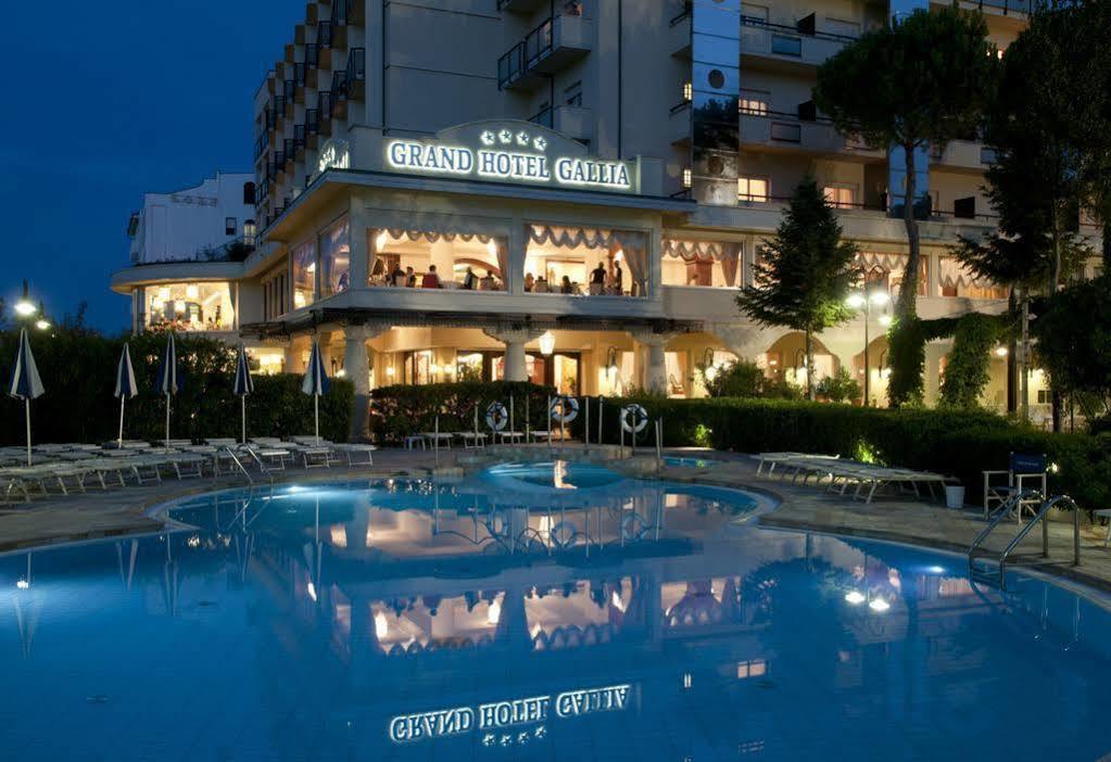 Hotel Grand Gallia 4*
